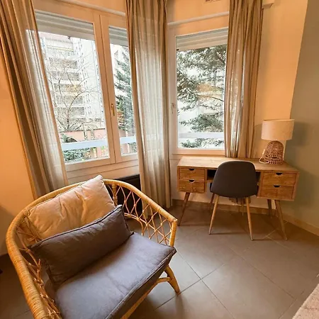 53 Anvers - 1 Bedroom - Saxe Gambetta *